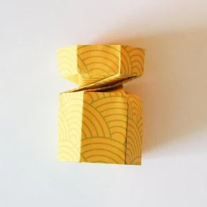Custom Twist Top Boxes